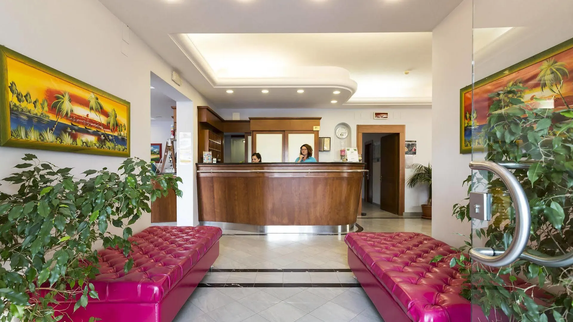 Hotel Eco Del Mare Marina di Massa 3*,